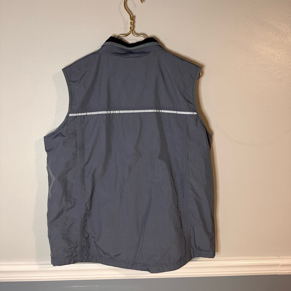 Vineyard Vines Nylon Vest Medium - Picture 4 of 10